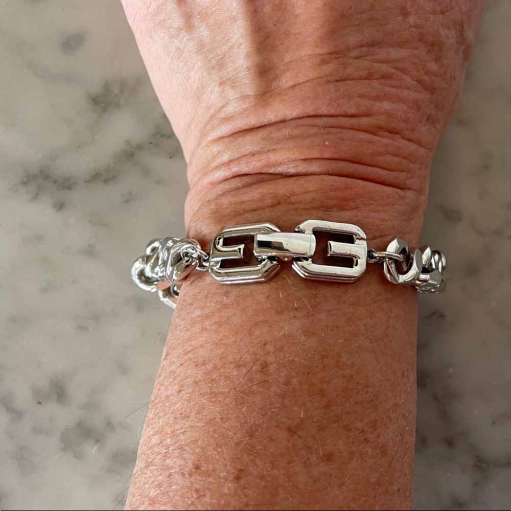 GIVENCHY G-Chain Silver Bracelet - Picture 11 of 17